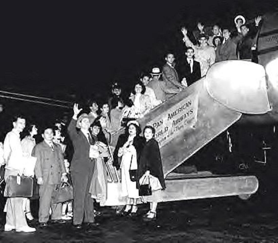 Passengers arriving at New York Airport during the Great Migration